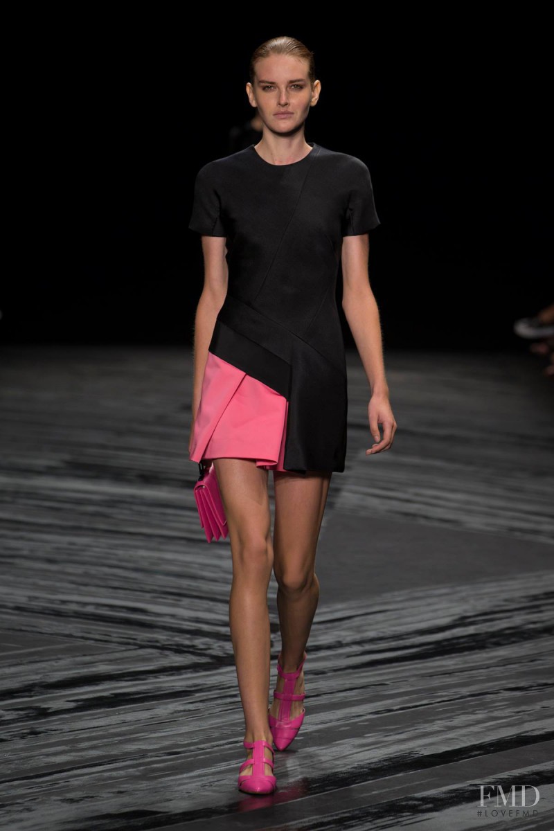 Dorota Kullova featured in  the J Mendel fashion show for Spring/Summer 2015