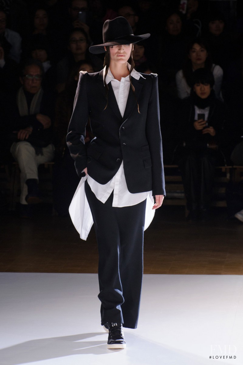 Yohji Yamamoto fashion show for Autumn/Winter 2015