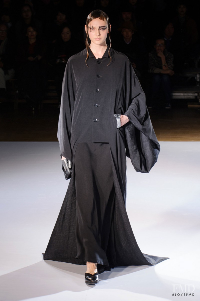 Arina Levchenko featured in  the Yohji Yamamoto fashion show for Autumn/Winter 2015