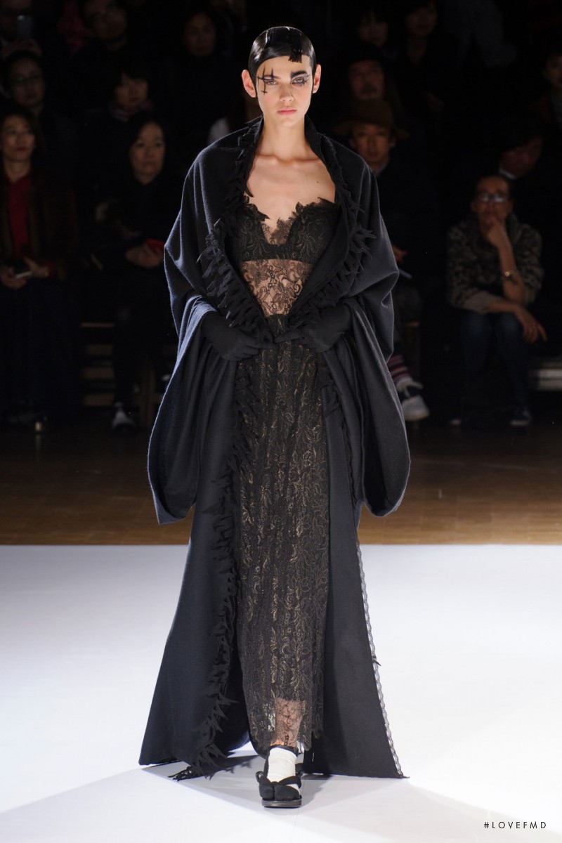 Amra Cerkezovic featured in  the Yohji Yamamoto fashion show for Autumn/Winter 2015