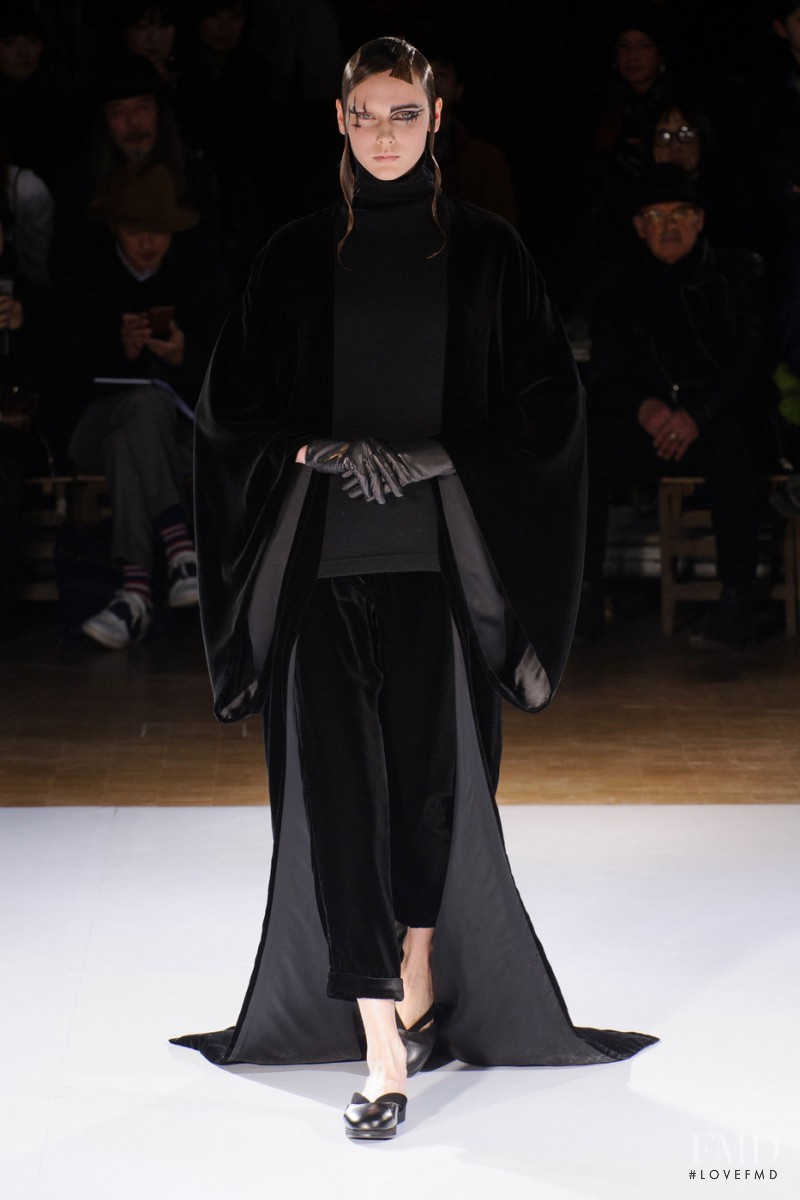 Arina Levchenko featured in  the Yohji Yamamoto fashion show for Autumn/Winter 2015