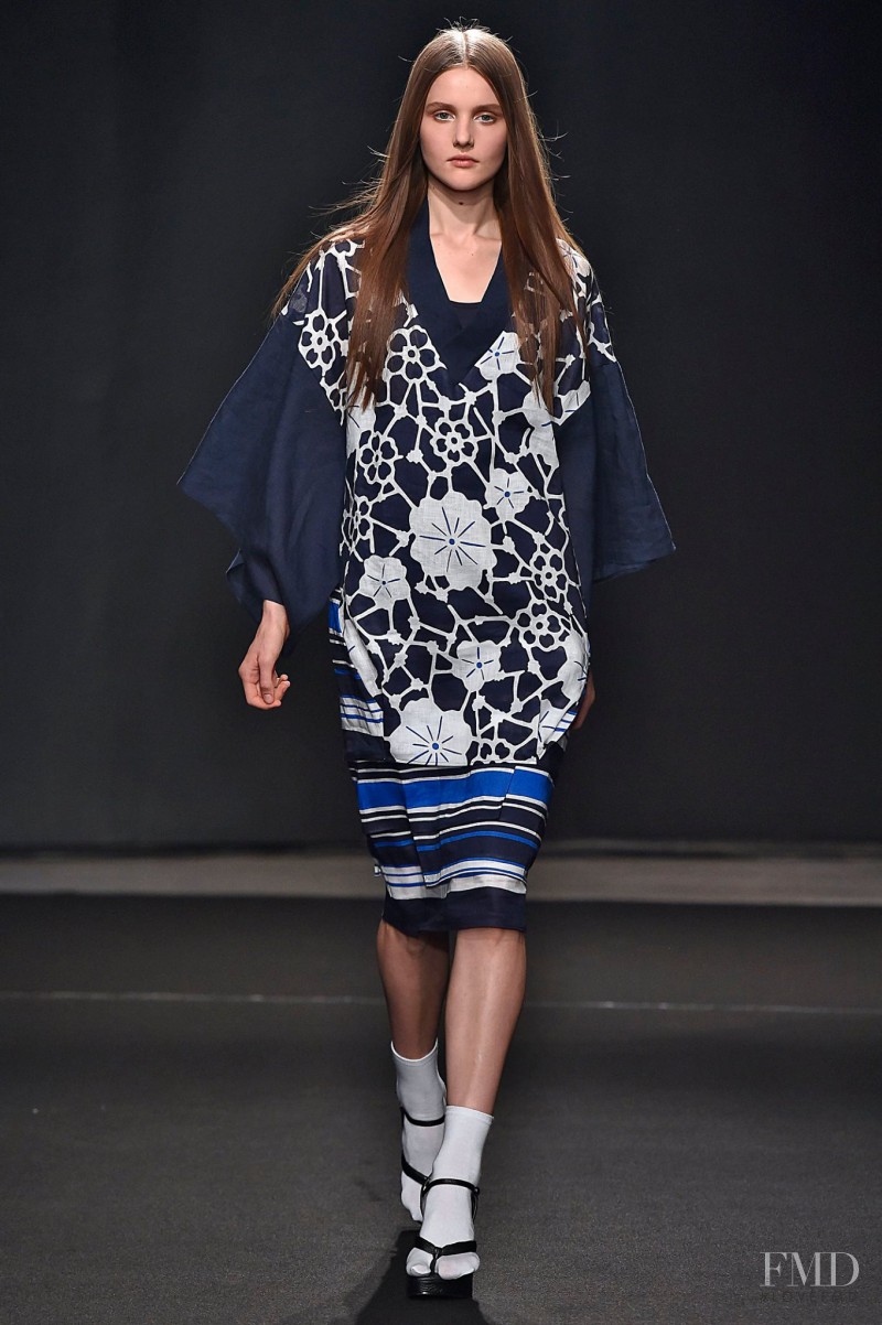 Luba Hryniv featured in  the Atsuro Tayama fashion show for Spring/Summer 2015