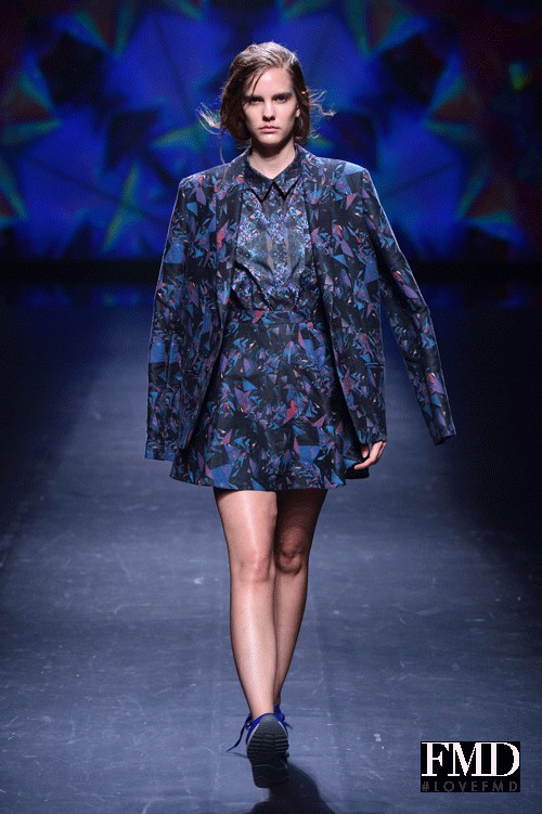 Atsushi Nakashima fashion show for Spring/Summer 2015