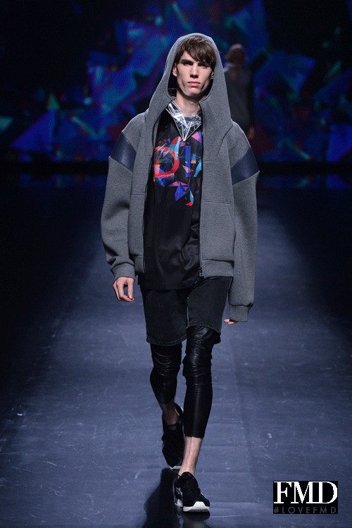 Atsushi Nakashima fashion show for Spring/Summer 2015