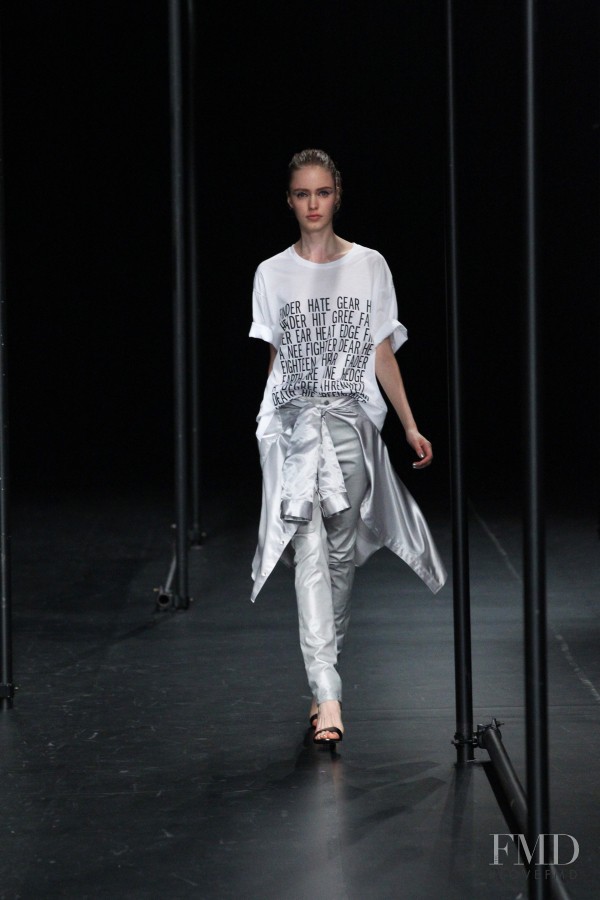 A Degree Fahrenheit fashion show for Spring/Summer 2015