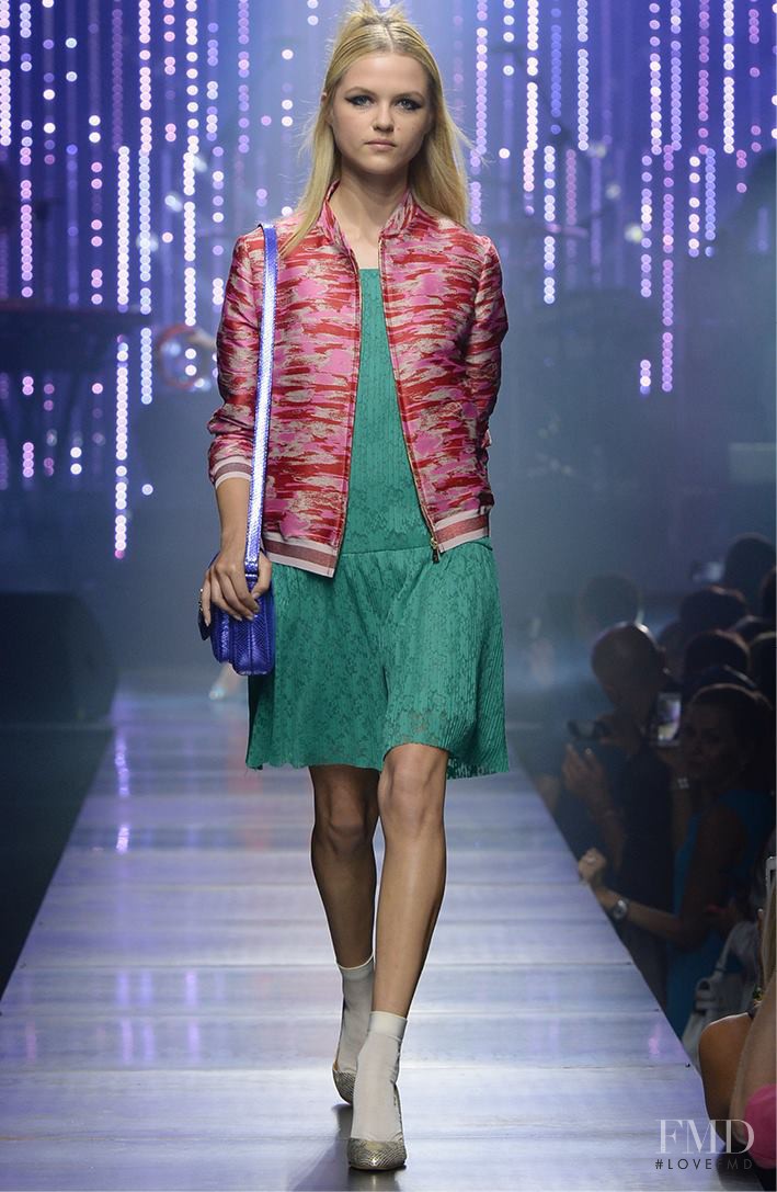 Tru Trussardi fashion show for Spring/Summer 2015