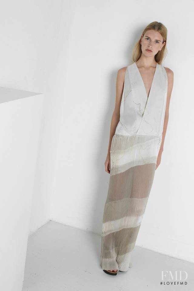 Ieva Palionyte featured in  the Yiqing Yin lookbook for Resort 2015