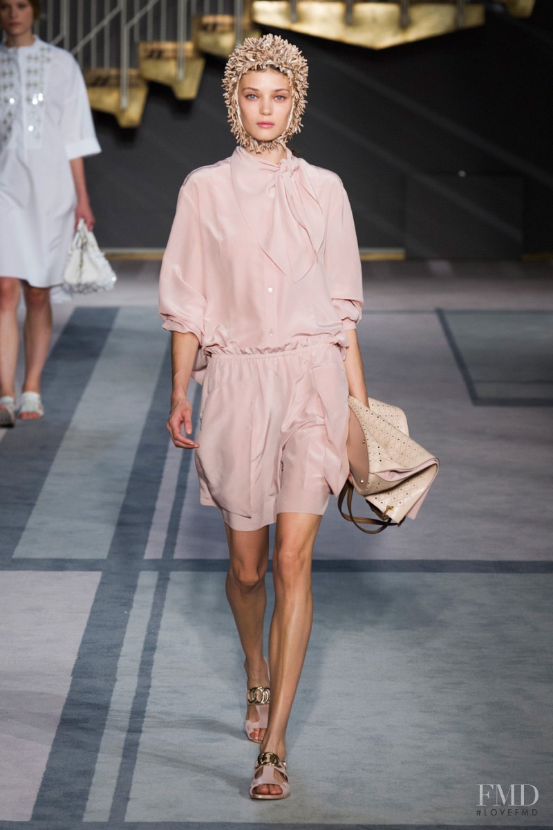 Tod\'s fashion show for Spring/Summer 2014