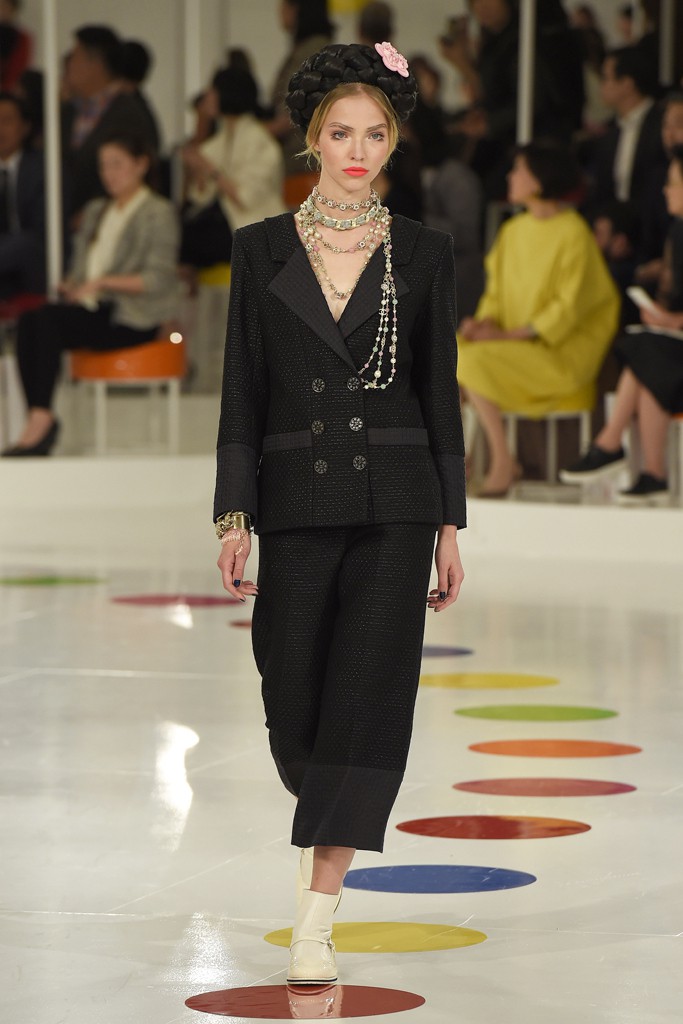 Sasha Luss featured in  the Chanel fashion show for Resort 2016