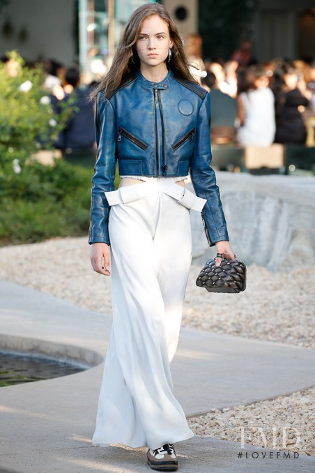 Esther Heesch featured in  the Louis Vuitton fashion show for Resort 2016