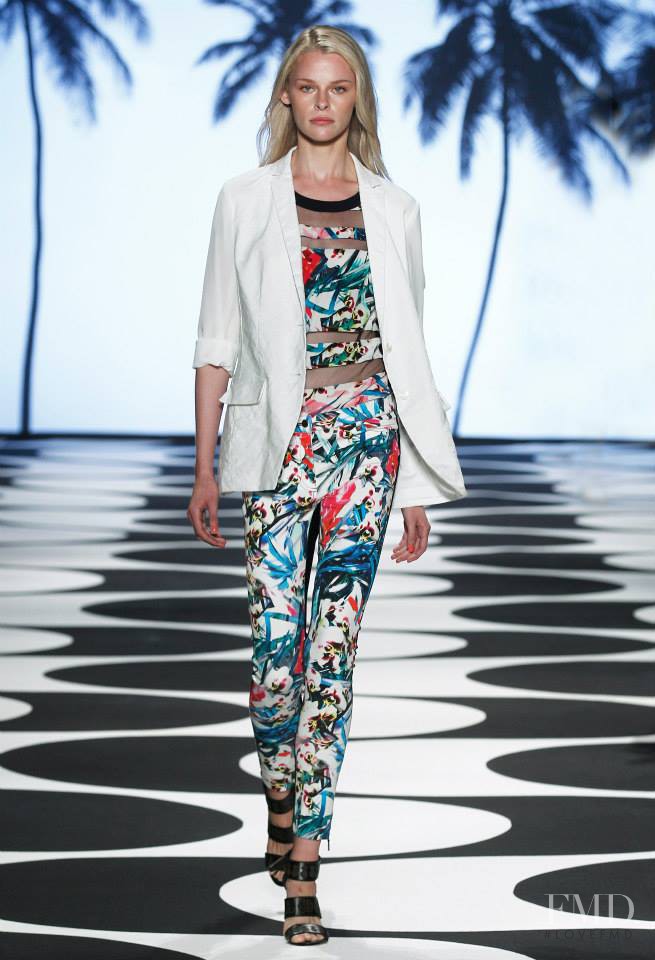 Nicole Miller fashion show for Spring/Summer 2015