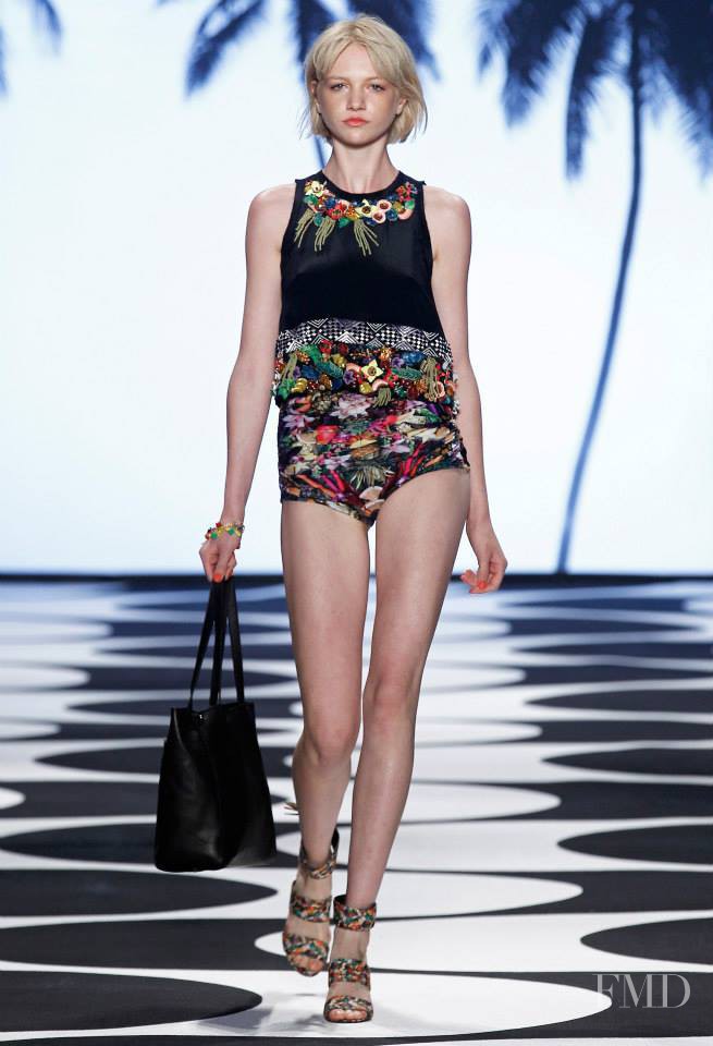 Nicole Miller fashion show for Spring/Summer 2015