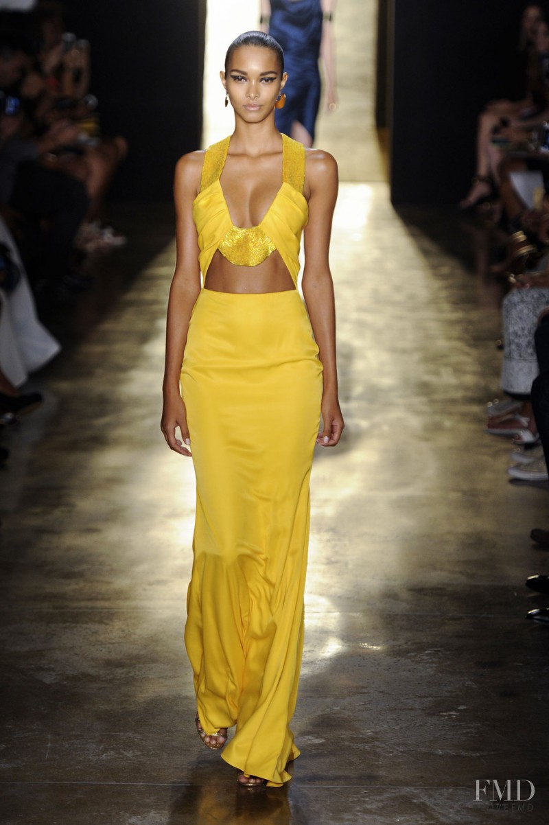 Lais Ribeiro featured in  the Cushnie Et Ochs fashion show for Spring/Summer 2015