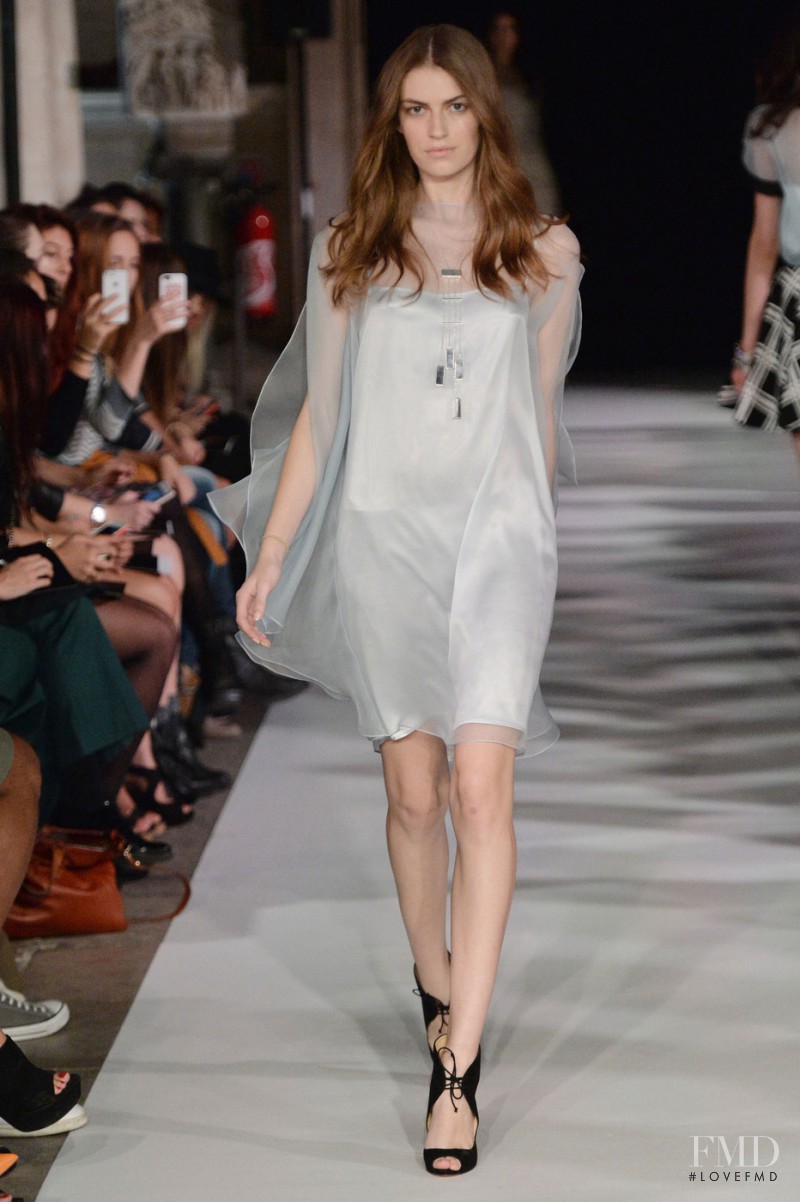 Simona Kirchnerova featured in  the YDE fashion show for Spring/Summer 2015