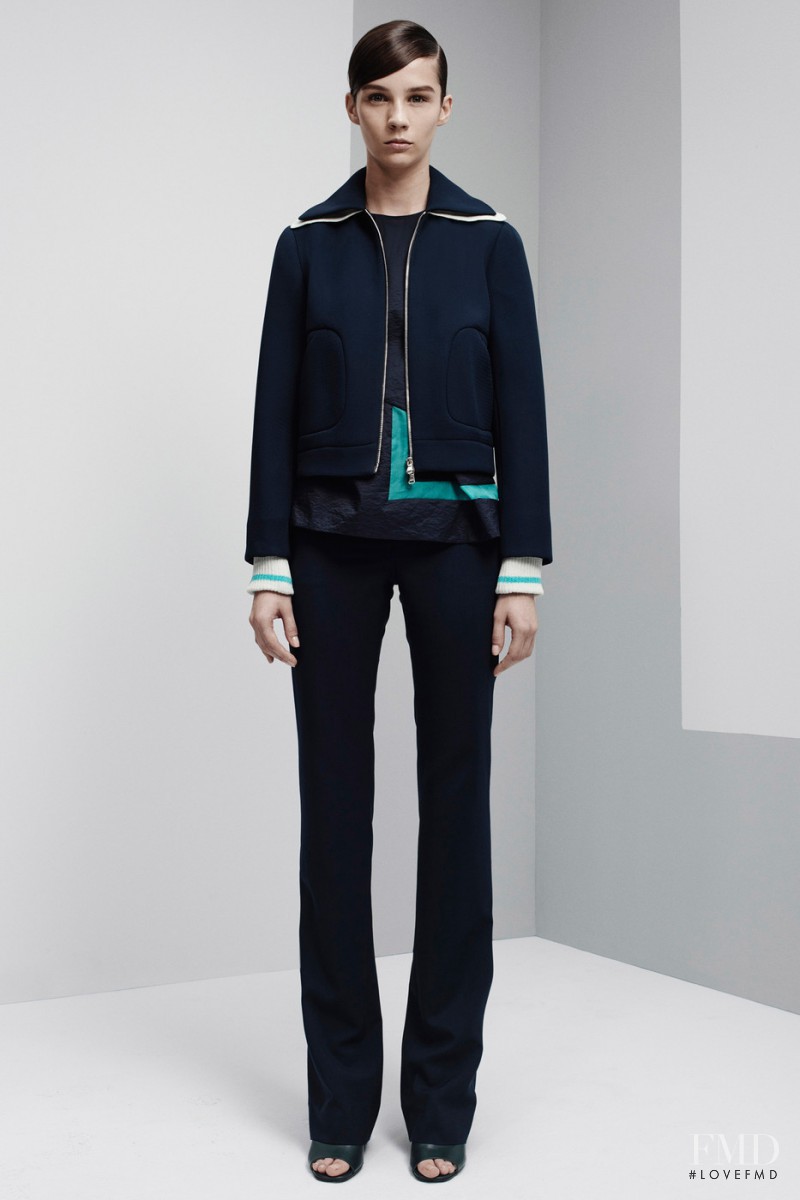 Araks fashion show for Spring/Summer 2015