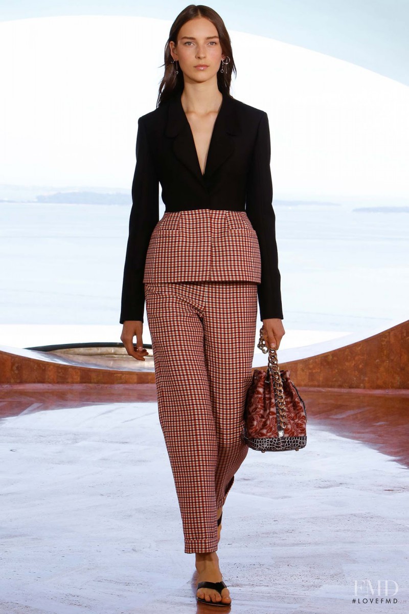 Julia Bergshoeff featured in  the Christian Dior fashion show for Resort 2016