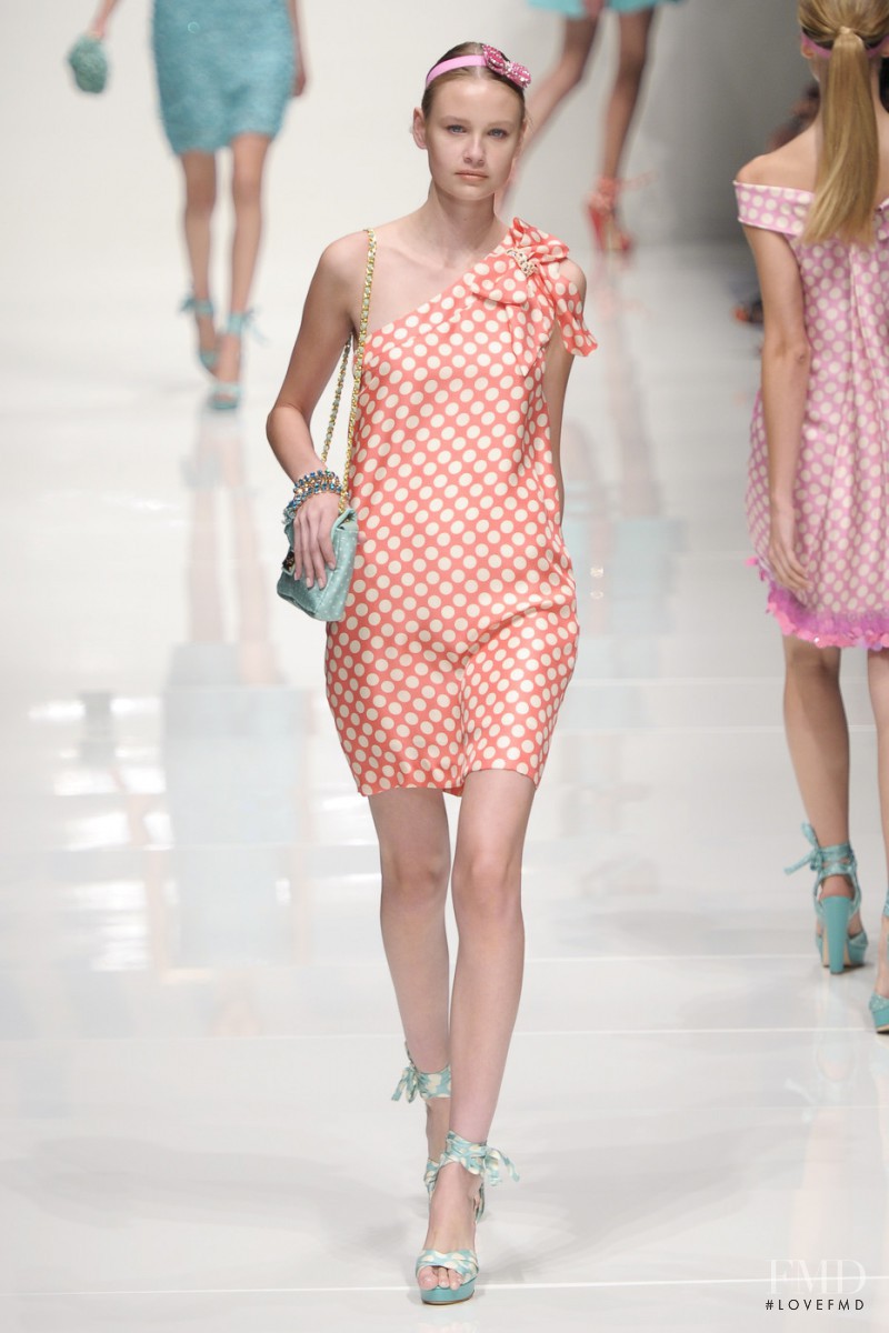 be Blumarine fashion show for Spring/Summer 2011