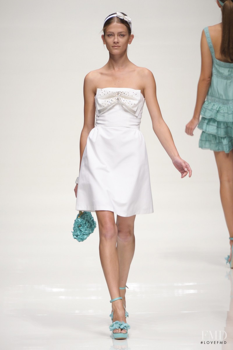 be Blumarine fashion show for Spring/Summer 2011