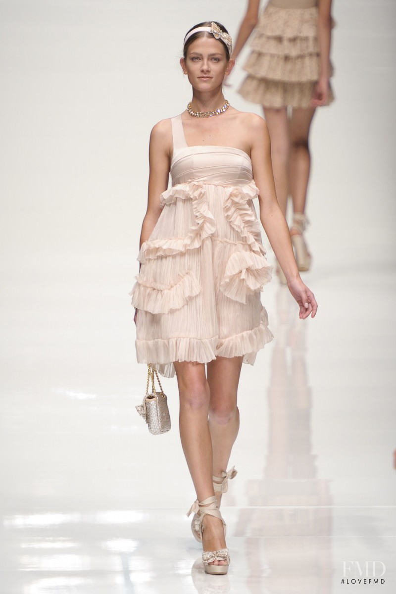 be Blumarine fashion show for Spring/Summer 2011