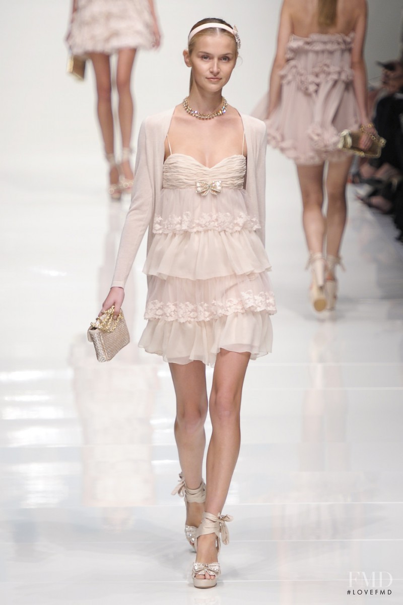 be Blumarine fashion show for Spring/Summer 2011