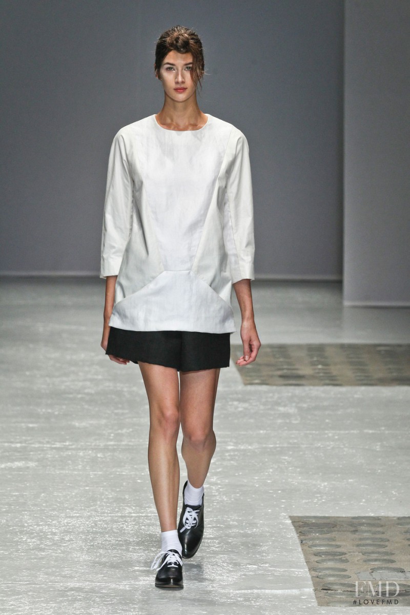 Moon Young Hee fashion show for Spring/Summer 2013
