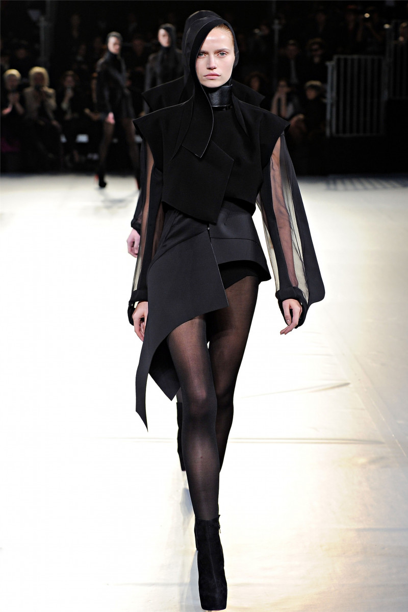 Cato van Ee featured in  the Mugler fashion show for Autumn/Winter 2012