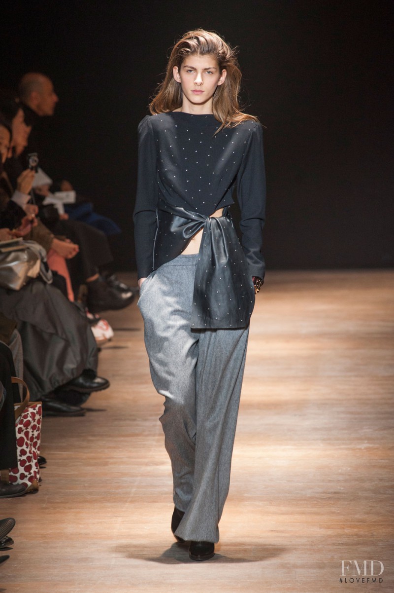 Kristina Andrejevic featured in  the Sharon Wauchob fashion show for Autumn/Winter 2013