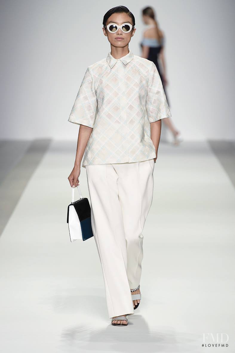 Holly Fulton fashion show for Spring/Summer 2015