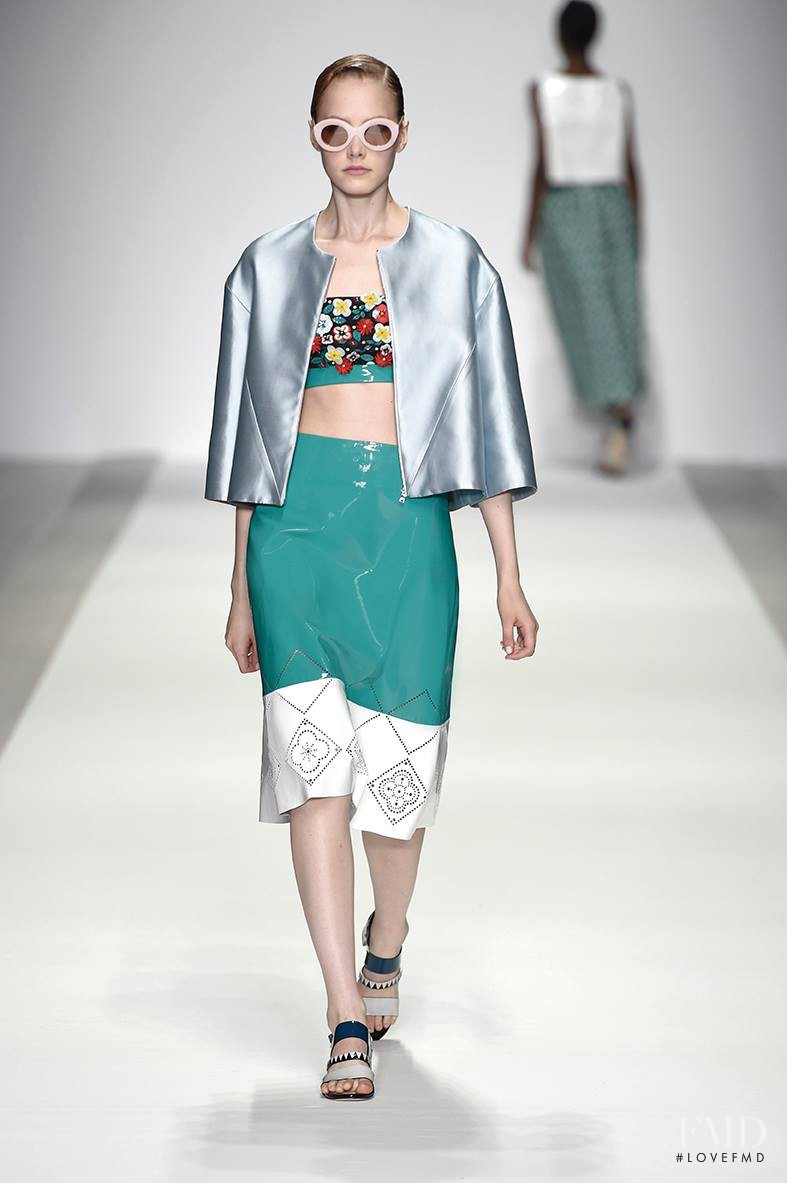 Holly Fulton fashion show for Spring/Summer 2015