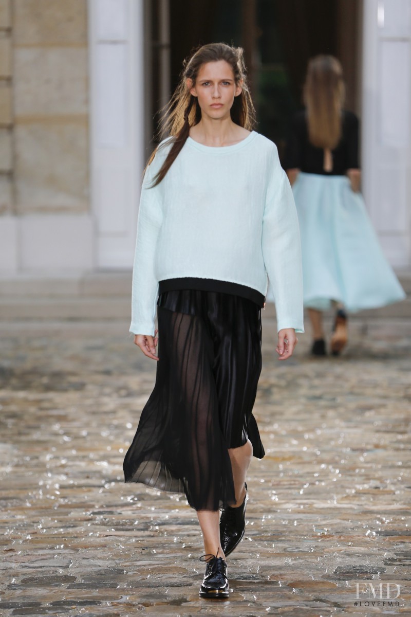 Ella Zadavysvichka featured in  the Avelon fashion show for Spring/Summer 2015