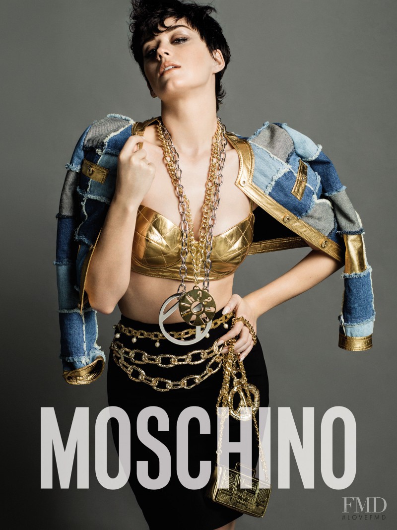 Moschino advertisement for Autumn/Winter 2015