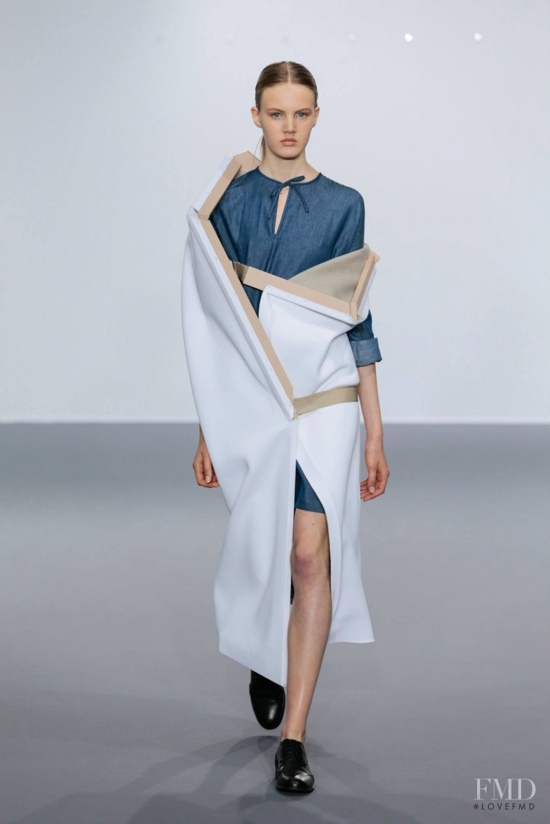 Noa Vermeer featured in  the Viktor & Rolf fashion show for Autumn/Winter 2015