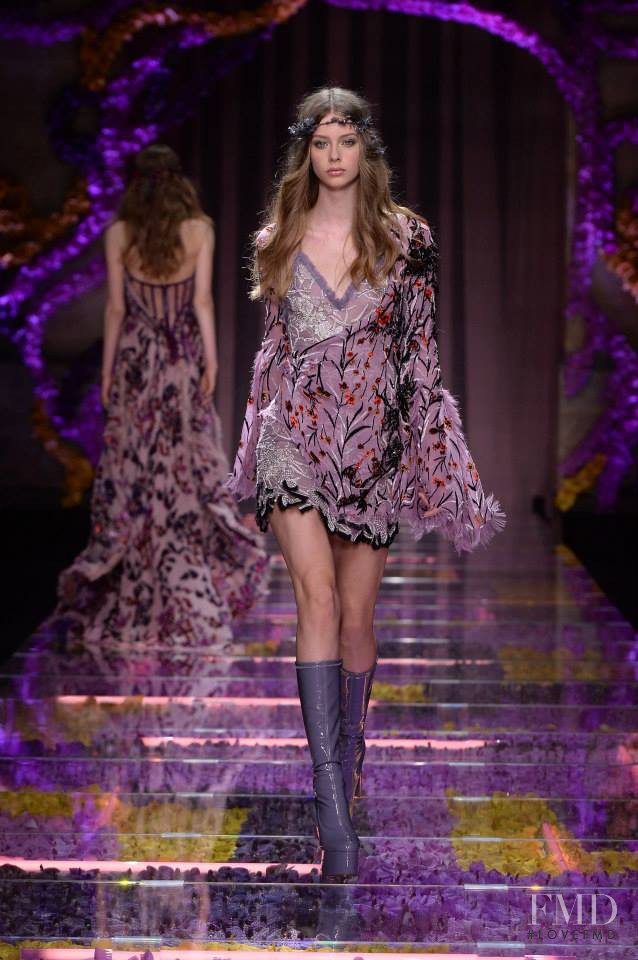 Lauren de Graaf featured in  the Atelier Versace fashion show for Autumn/Winter 2015