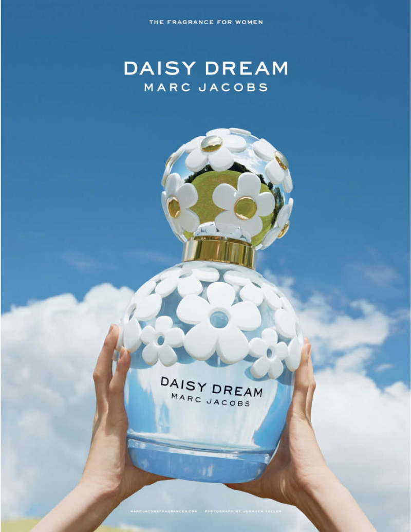 Marc Jacobs Beauty Daisy Dream advertisement for Autumn/Winter 2015