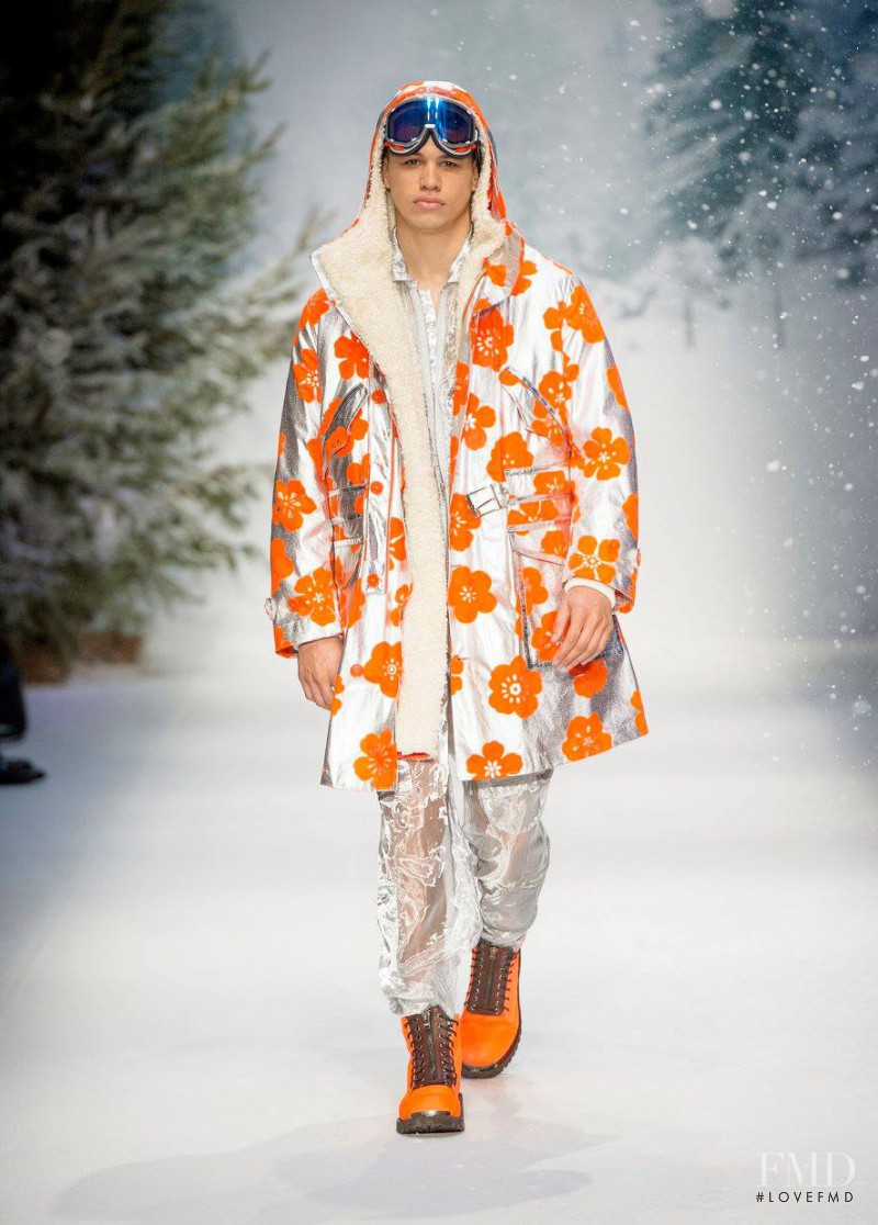 Moschino fashion show for Autumn/Winter 2015