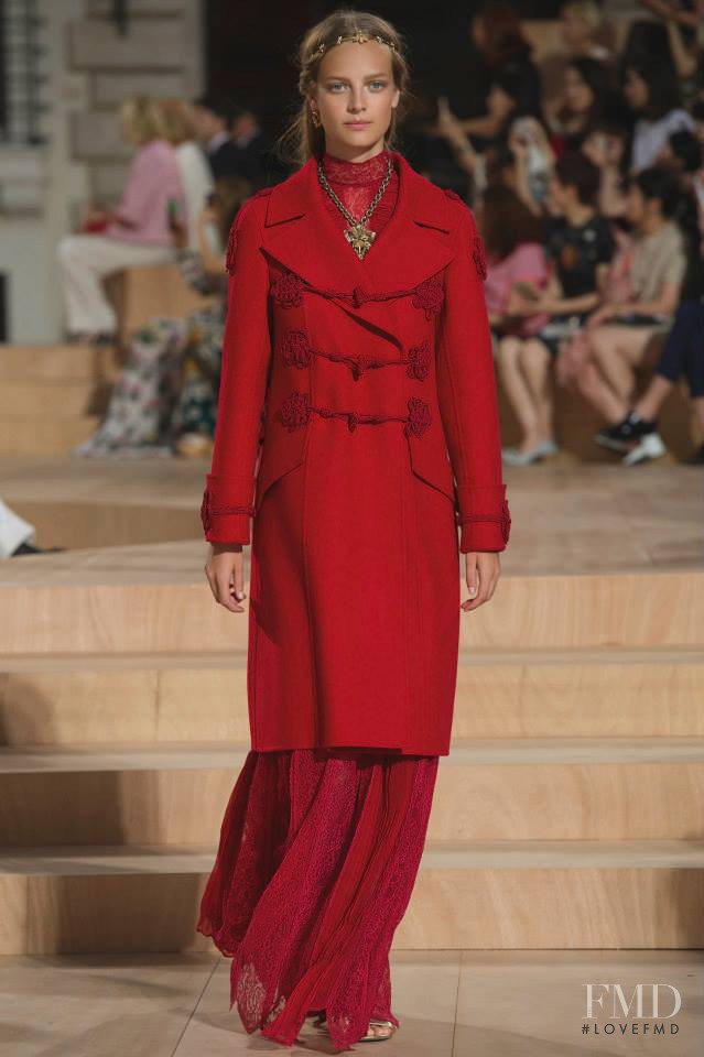 Ine Neefs featured in  the Valentino Couture fashion show for Autumn/Winter 2015