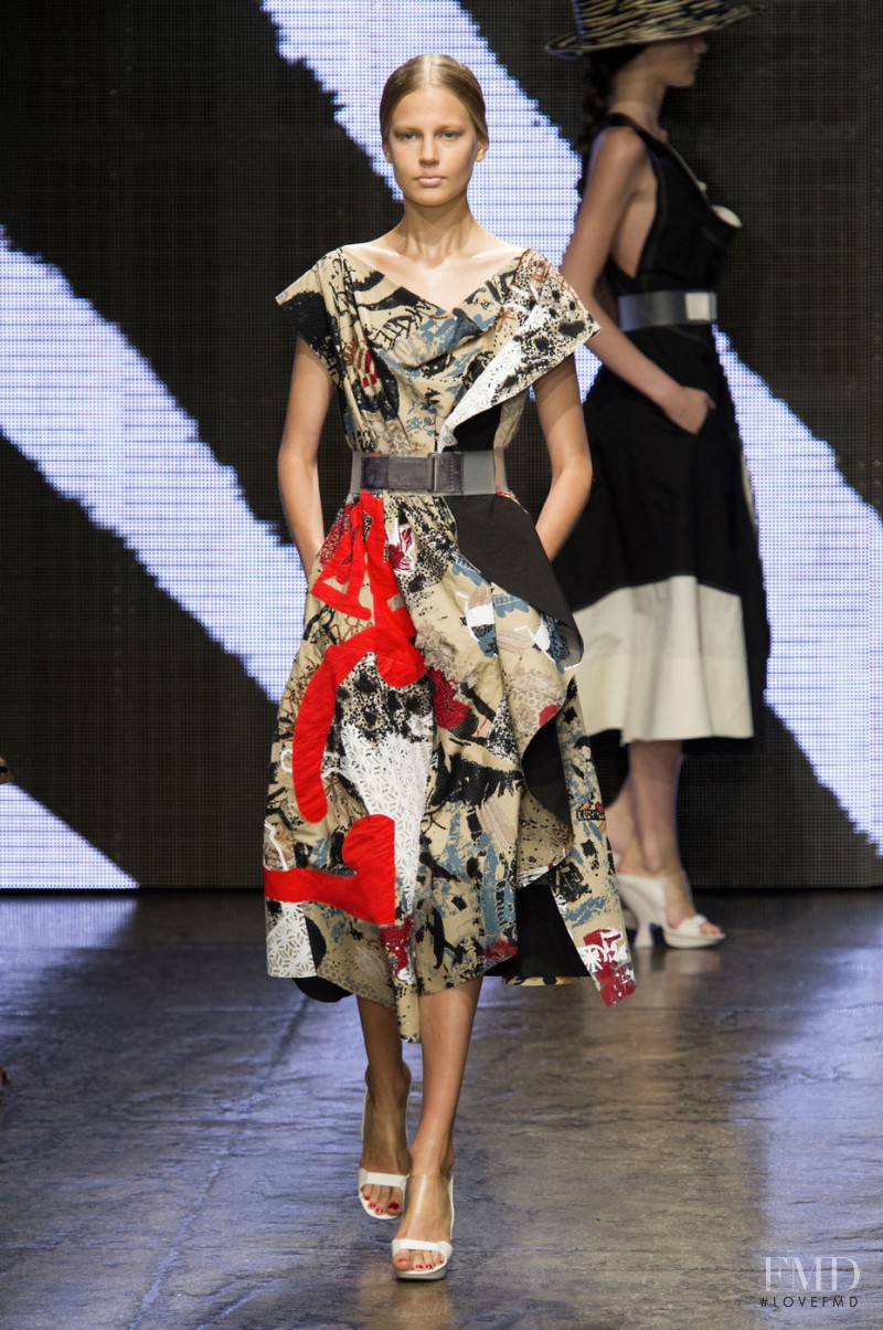 Elisabeth Erm featured in  the Donna Karan New York fashion show for Spring/Summer 2015