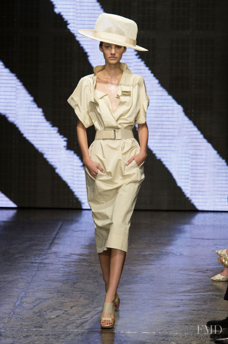Maartje Verhoef featured in  the Donna Karan New York fashion show for Spring/Summer 2015