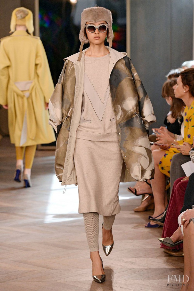 Luping Wang featured in  the Max Mara fashion show for Resort 2016