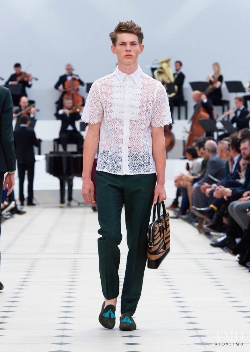 Burberry Prorsum fashion show for Spring/Summer 2016