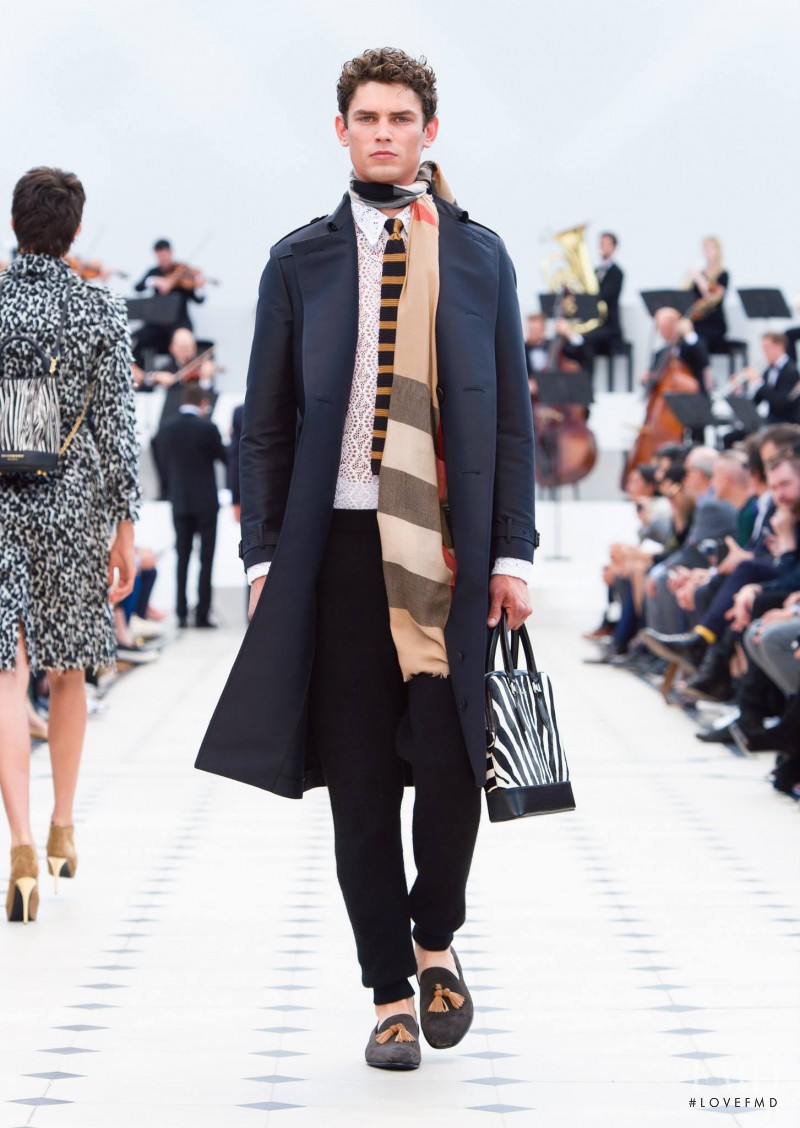 Burberry Prorsum fashion show for Spring/Summer 2016