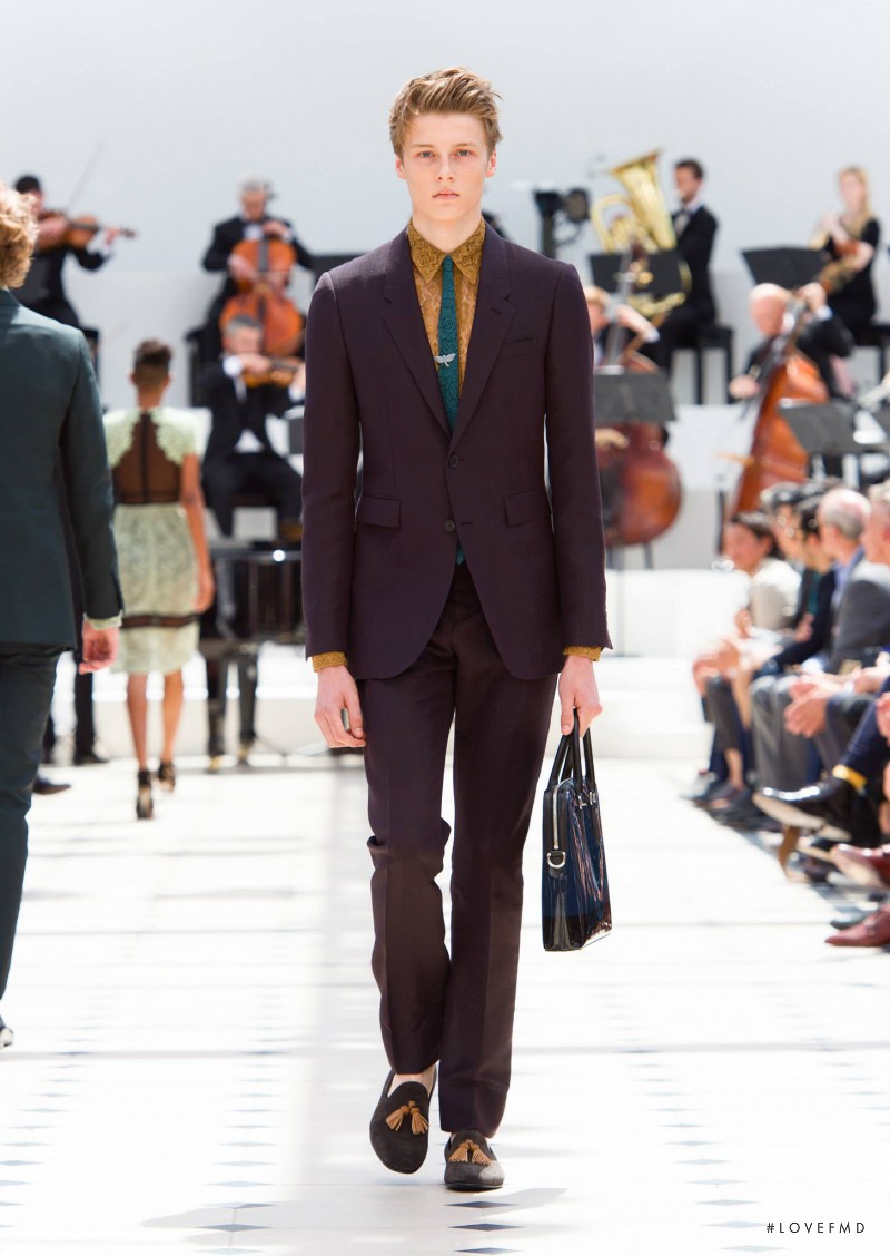 Burberry Prorsum fashion show for Spring/Summer 2016