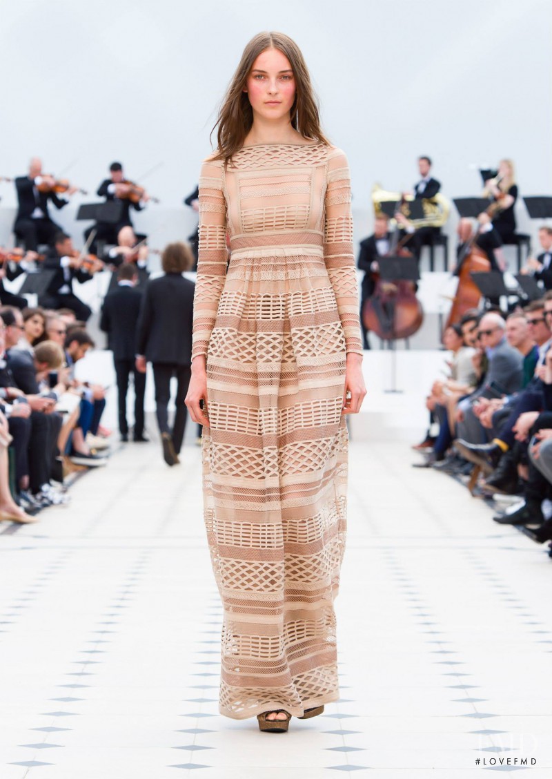 Julia Bergshoeff featured in  the Burberry Prorsum fashion show for Spring/Summer 2016