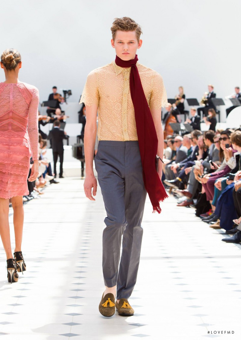 Burberry Prorsum fashion show for Spring/Summer 2016