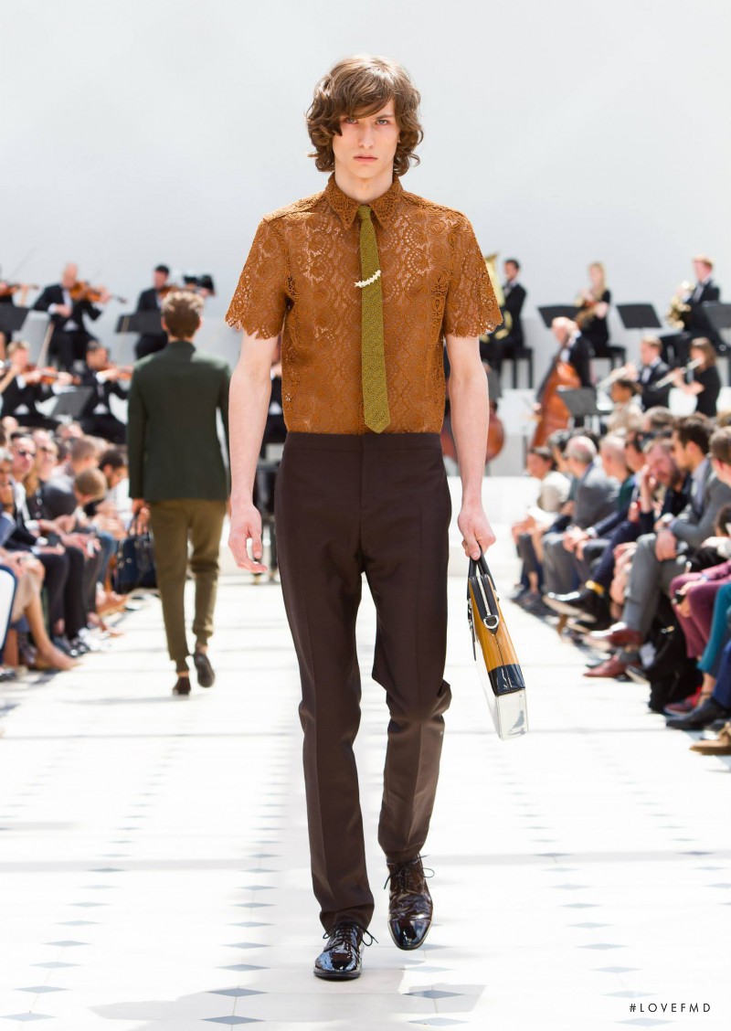 Burberry Prorsum fashion show for Spring/Summer 2016