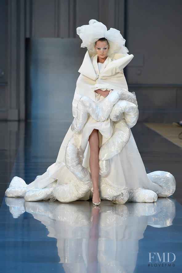 Irina Liss featured in  the Maison Martin Margiela Artisanal fashion show for Autumn/Winter 2015