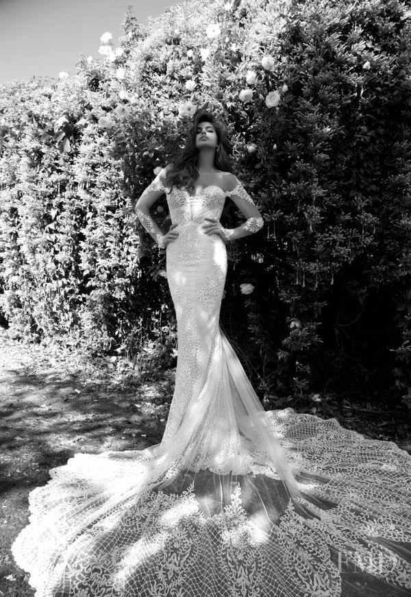 Shlomit Malka featured in  the Elihav Sasson\'s catalogue for Spring/Summer 2015