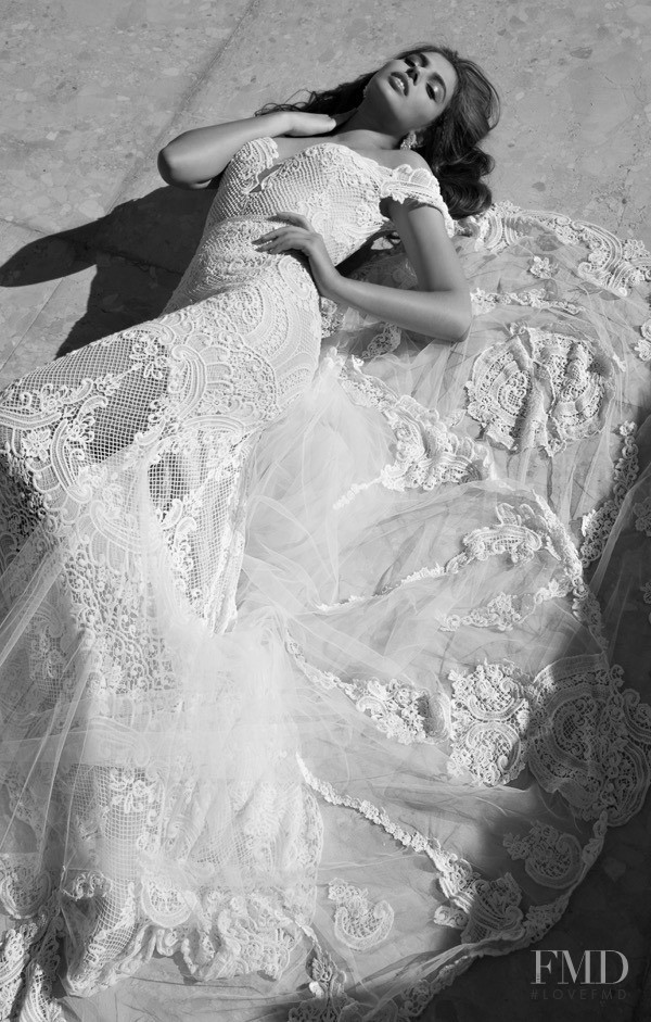 Shlomit Malka featured in  the Elihav Sasson\'s catalogue for Spring/Summer 2015