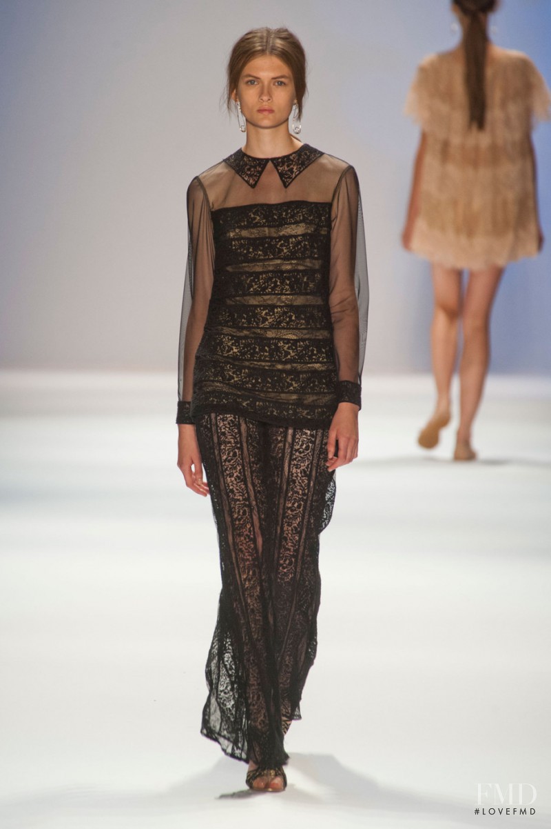 Tadashi Shoji fashion show for Spring/Summer 2013