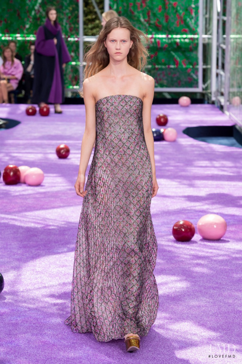 Julie Hoomans featured in  the Christian Dior Haute Couture fashion show for Autumn/Winter 2015